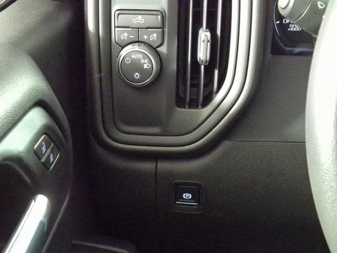 New 2025 Chevrolet Silverado 1500 W/T w/ WT Value Package image 16