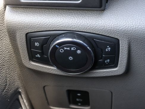 Used 2020 Ford F250 XLT w/ XLT Premium Package image 31