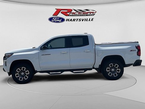 Used 2023 Chevrolet Colorado Z71 w/ Z71 Convenience Package 2 AWD/4WD image 4