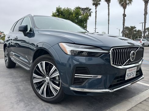 Used 2023 Volvo XC60 T8 Plus w/ Protection Package Premier AWD/4WD image 2