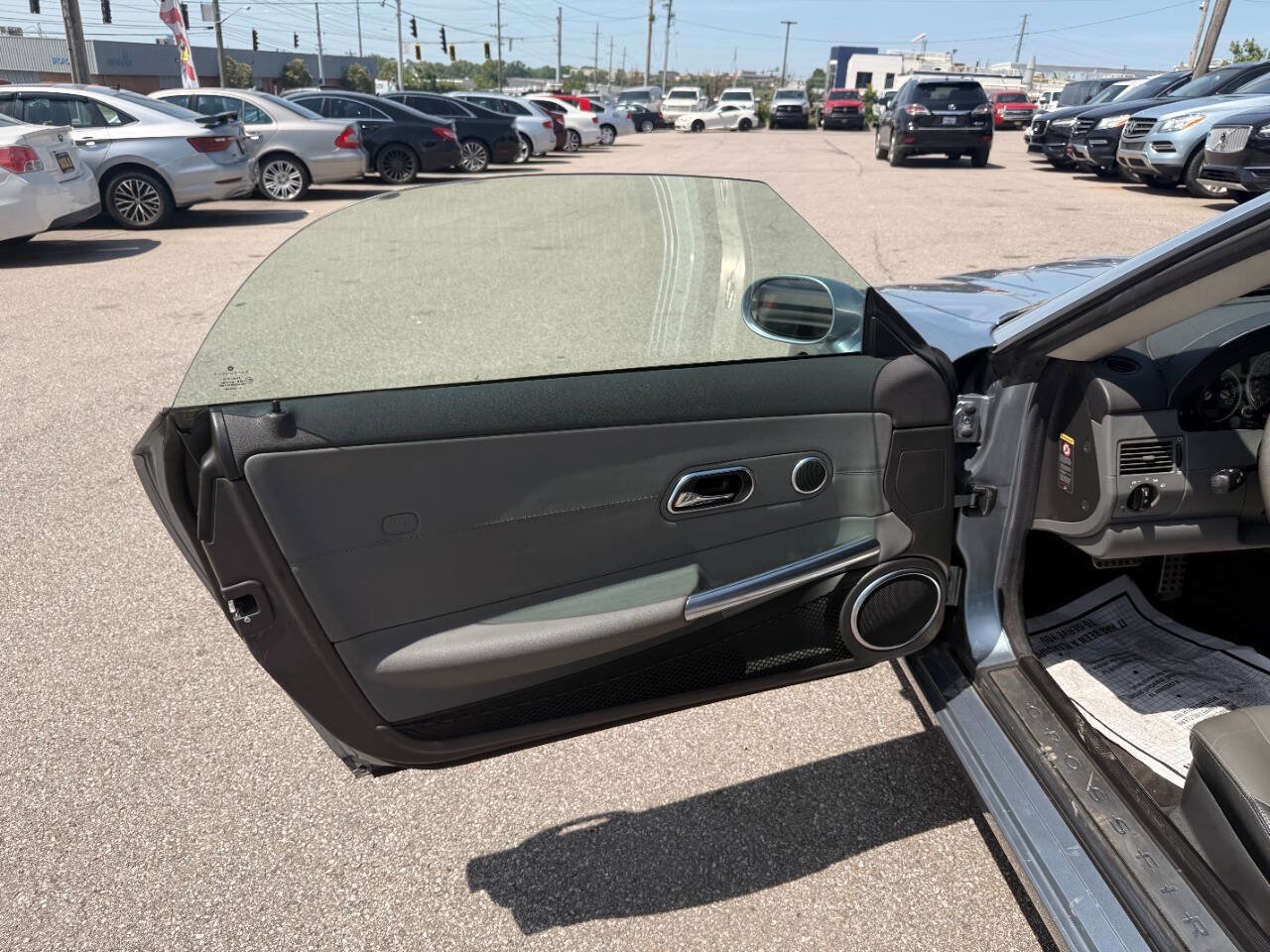 Used 2005 Chrysler Crossfire Limited RWD image 16