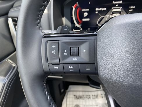 Used 2026 Nissan Rogue SL FWD image 19