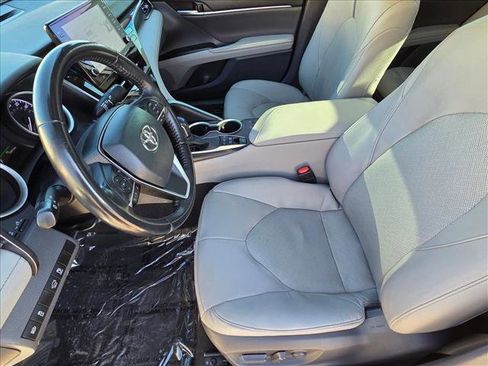 Certified 2021 Toyota Camry XLE image 14