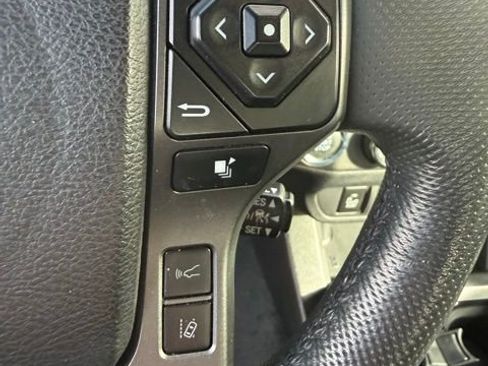 Used 2021 Toyota Tacoma TRD Off-Road w/ Technology Package image 20