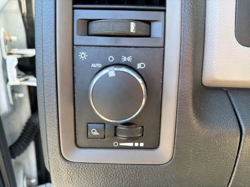 Used 2012 RAM 1500 ST w/ Special Service Group image 46