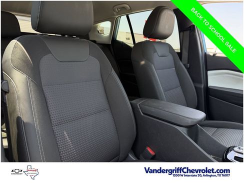 Used 2025 Chevrolet Trax LT w/ Driver Confidence Package FWD image 24