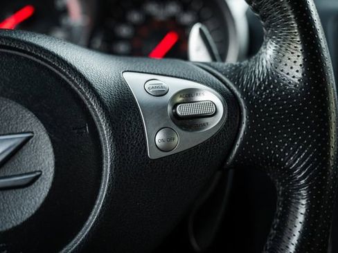 Used 2009 Nissan 370Z Coupe image 66