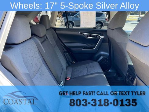 Used 2021 Toyota RAV4 XLE image 21