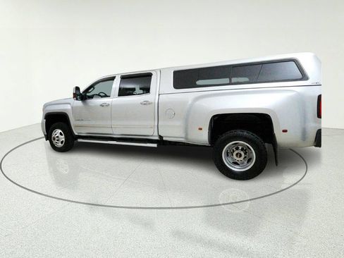 Used 2019 GMC Sierra 3500 Denali AWD/4WD image 4