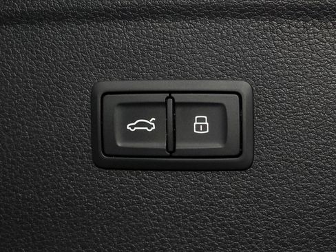 Used 2018 Audi Q5 2.0T Premium Plus w/ Premium Plus Package image 10