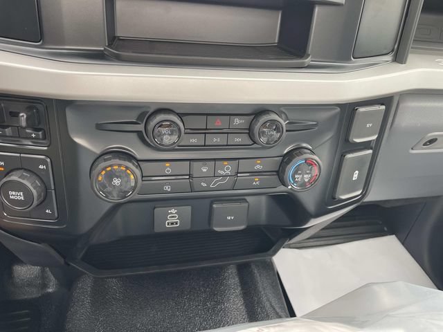 New 2026 Ford F550 4x4 Regular Cab Super Duty image 8