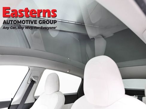 Used 2021 Tesla Model Y Long Range image 29