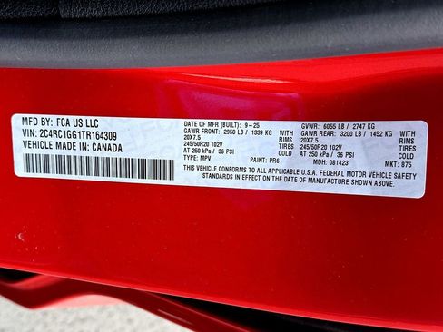 New 2026 Chrysler Pacifica Limited w/ Uconnect Theater Family Group image 42