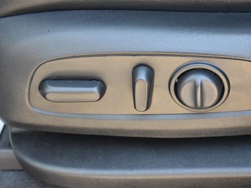Used 2021 Chevrolet Traverse RS w/ LPO, Floor Liner Package image 30