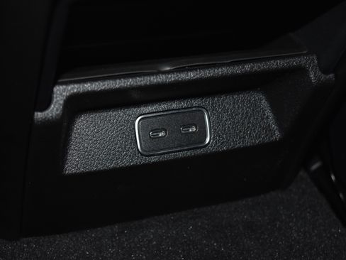 New 2026 Mercedes-Benz GLE 450 4MATIC image 19