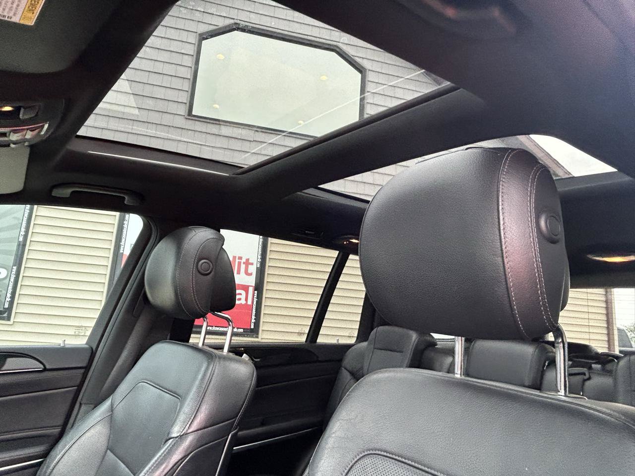 Used 2019 Mercedes-Benz GLS 550 4MATIC image 18
