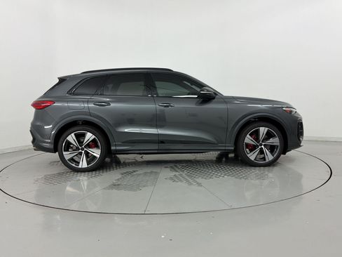 New 2026 Audi SQ5 Premium Plus AWD/4WD image 8