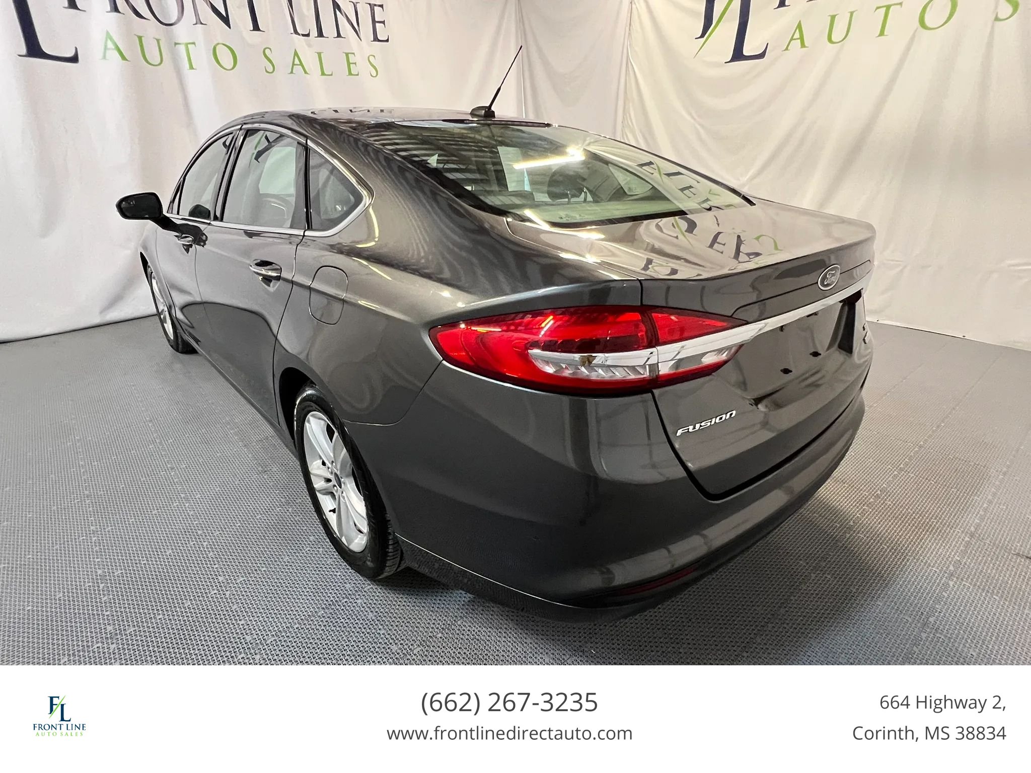 Used 2018 Ford Fusion SE FWD image 5