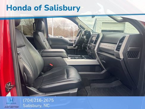 Used 2020 Ford F250 Lariat w/ Chrome Package image 7