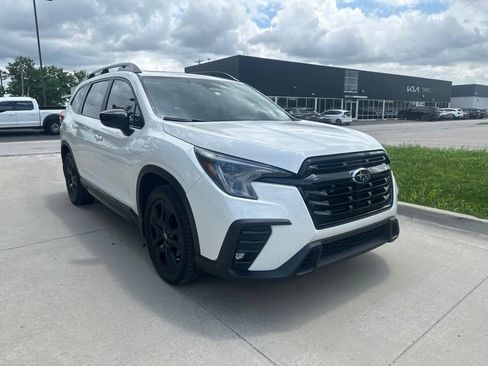 Used 2024 Subaru Ascent Onyx Edition AWD/4WD image 4