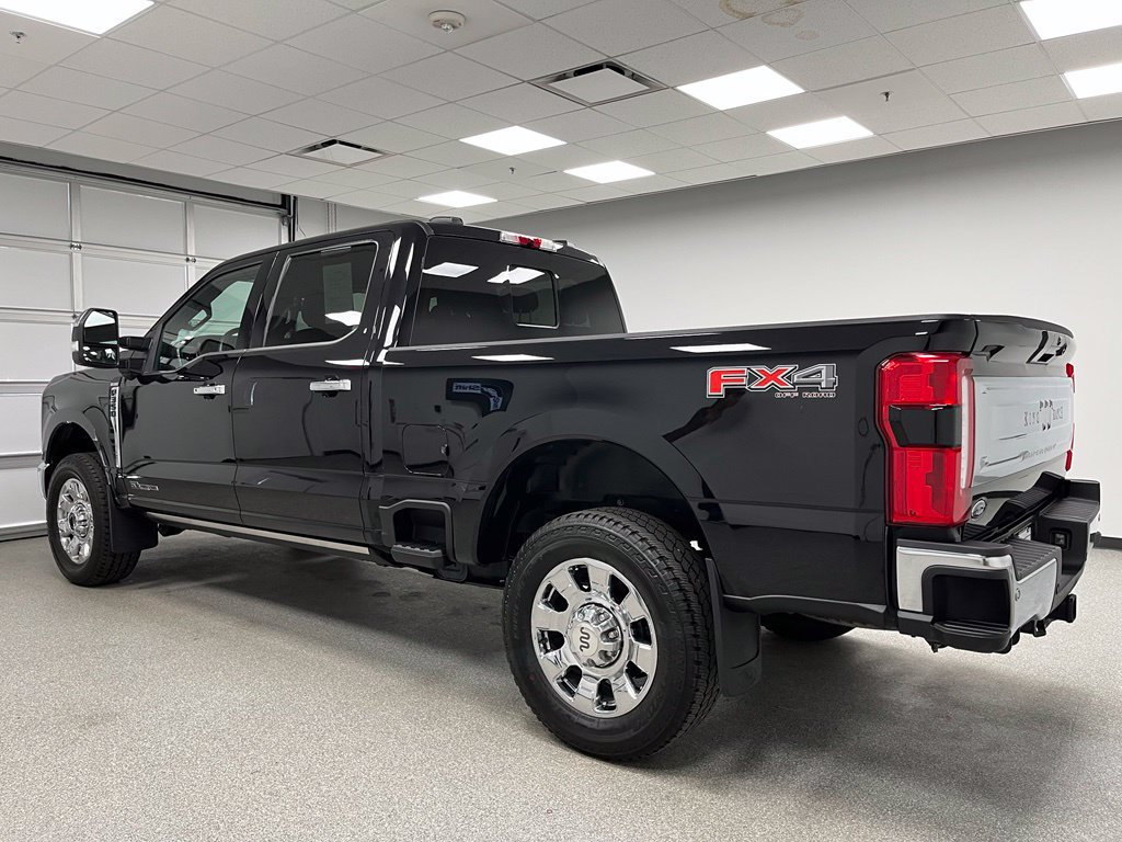 Used 2025 Ford F350 King Ranch AWD/4WD image 8