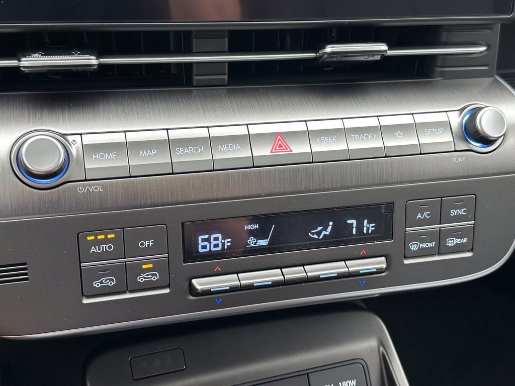 New 2026 Hyundai Kona Limited AWD/4WD image 18