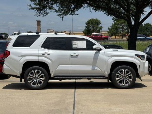 New 2026 Toyota 4Runner Limited AWD/4WD image 3