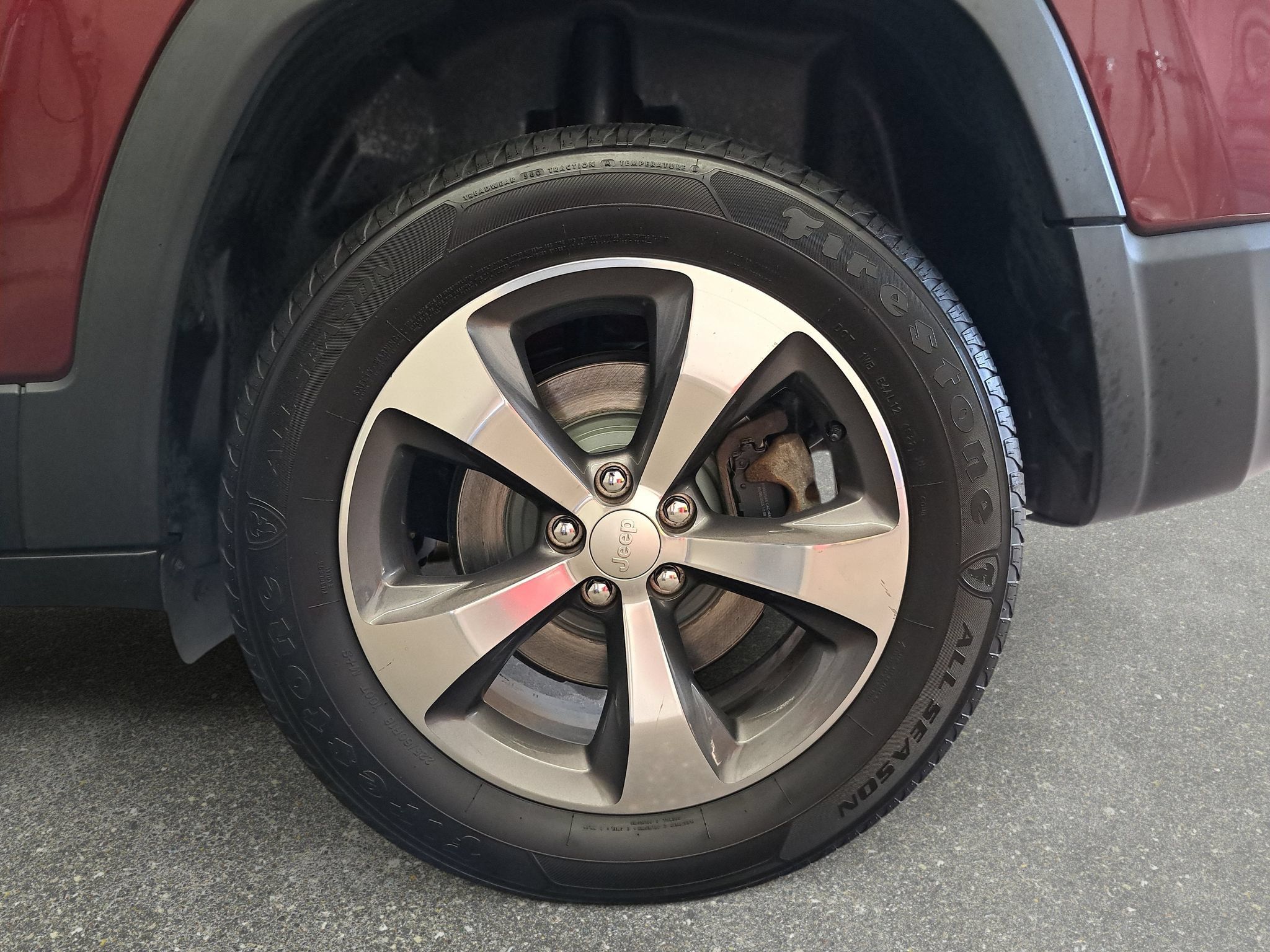 Used 2019 Jeep Cherokee Limited AWD/4WD image 34