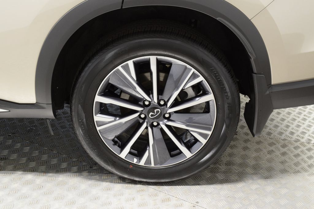 Used 2026 INFINITI QX60 Luxe w/ Family Package AWD/4WD image 41