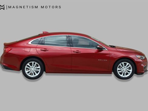 Used 2018 Chevrolet Malibu Hybrid w/ Leather Package FWD image 3