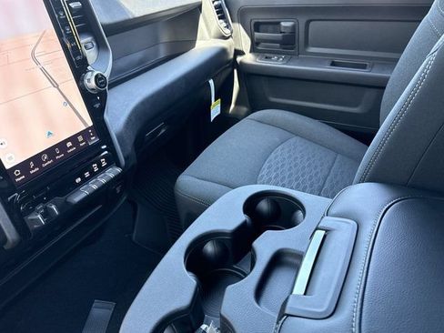 New 2026 RAM 2500 Warlock AWD/4WD image 17