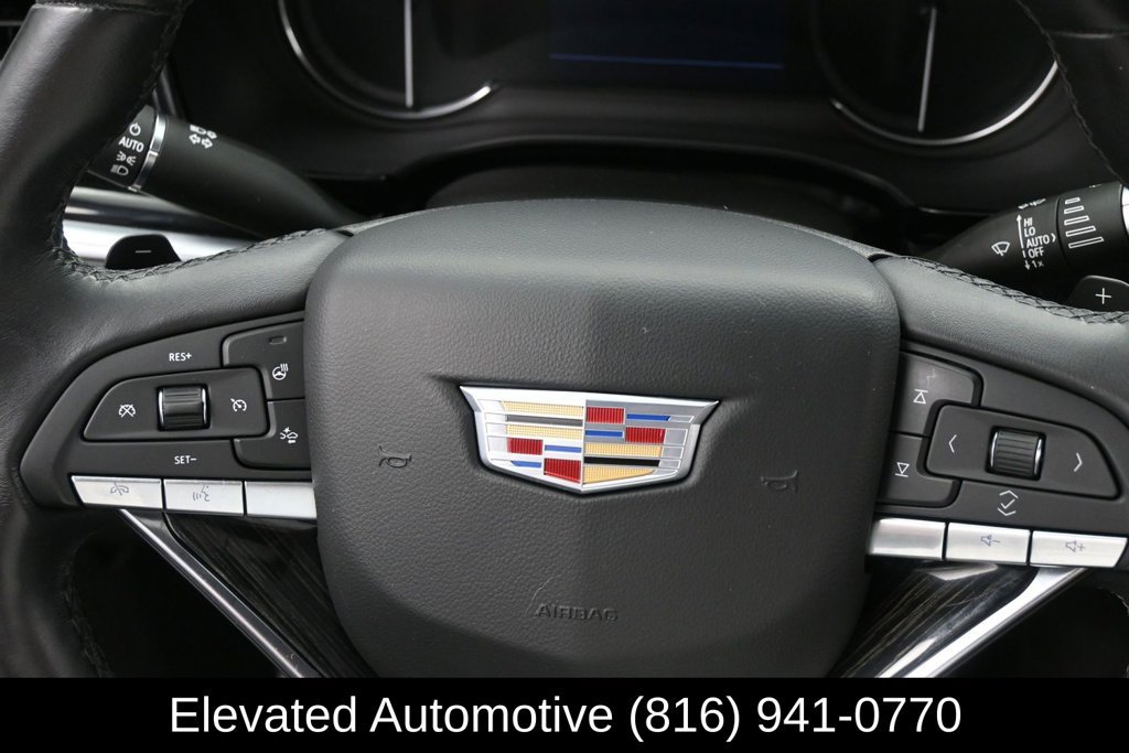 Used 2021 Cadillac XT6 Premium Luxury AWD/4WD image 11