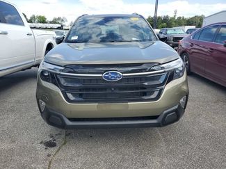 Used 2025 Subaru Forester Touring w/ Popular Package - Touring AWD/4WD video 2