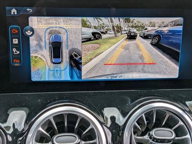New 2026 Mercedes-Benz GLA 35 AMG 4MATIC image 12