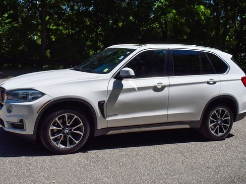 Used 2018 BMW X5 xDrive35i AWD/4WD image 2