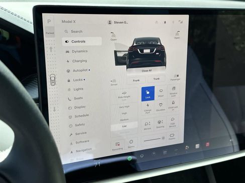 Used 2026 Tesla Model X Plaid image 26