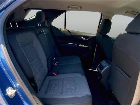 Used 2024 Chevrolet Equinox LT FWD image 19
