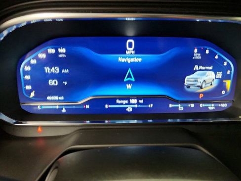 Used 2022 Chevrolet Tahoe RST w/ Luxury Package image 15