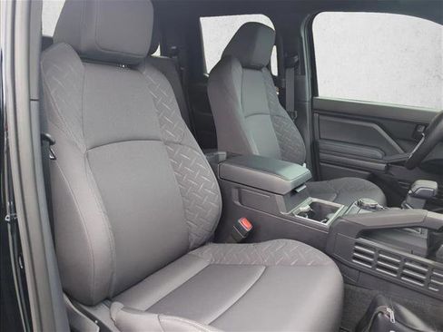 Certified 2025 Toyota Tacoma SR5 image 28