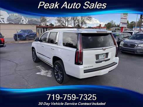 Used 2016 Cadillac Escalade Premium AWD/4WD image 5
