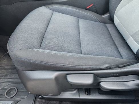 Used 2024 Chevrolet Trax LS w/ LS Convenience Package image 18