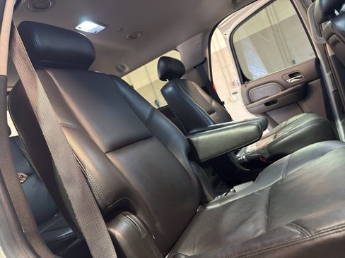 Used 2010 GMC Yukon Denali AWD/4WD image 26