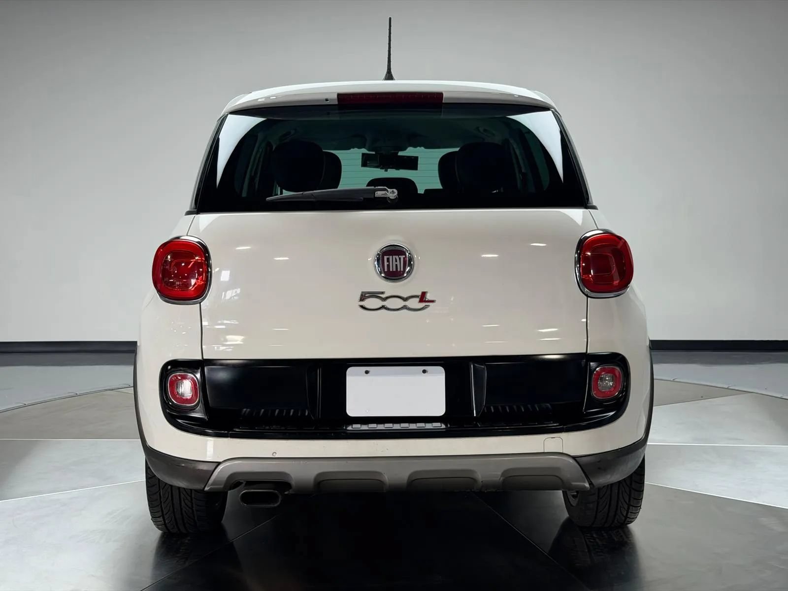 Used 2017 FIAT 500L Trekking FWD image 5