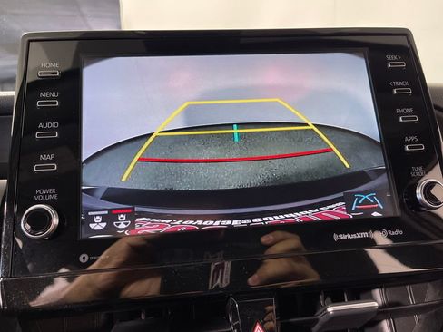 Certified 2022 Toyota Camry XSE FWD image 21