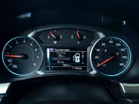 Used 2019 Chevrolet Traverse LT FWD image 23