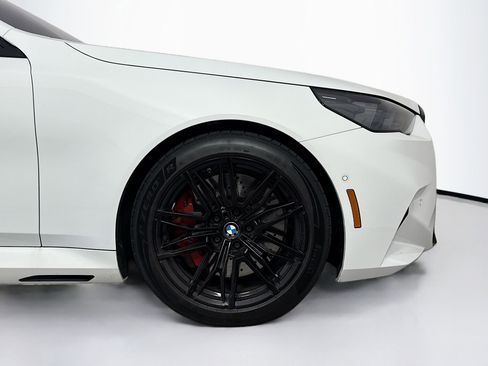 Used 2025 BMW M5 w/ Carbon Package AWD/4WD image 28