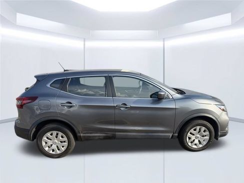 Used 2020 Nissan Rogue Sport S FWD image 5