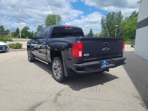 Used 2018 Chevrolet Silverado 1500 LTZ Z71 w/ Centennial Edition AWD/4WD image 4