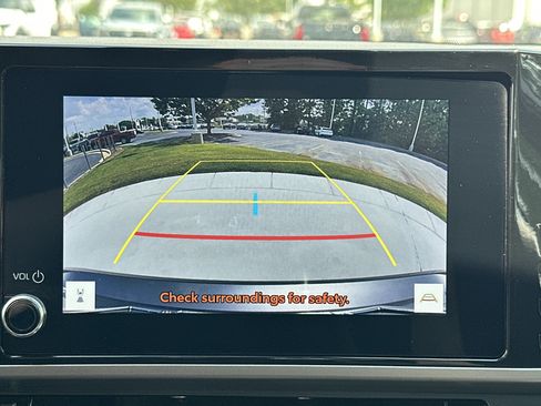 Certified 2025 Toyota Camry SE FWD image 25