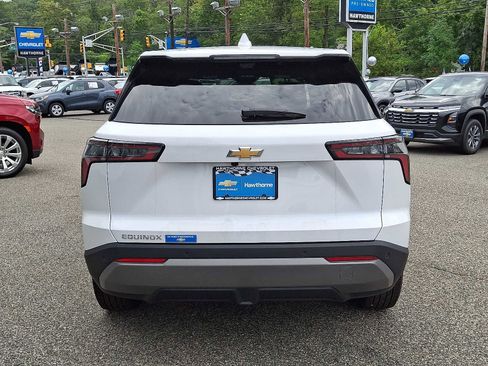 Used 2025 Chevrolet Equinox LT w/ Safety and Technology Package image 5